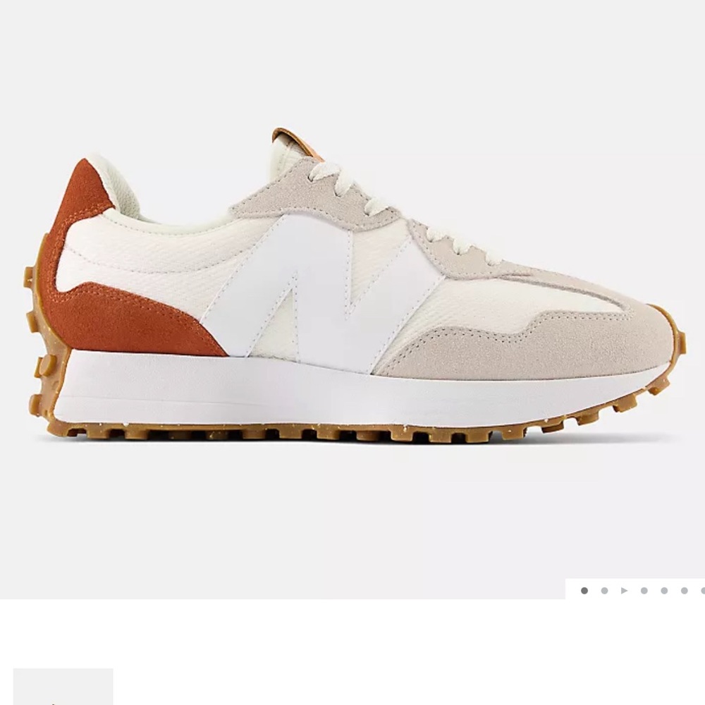 NEW BALANCE 327 Sneakers- Women’s 9.5